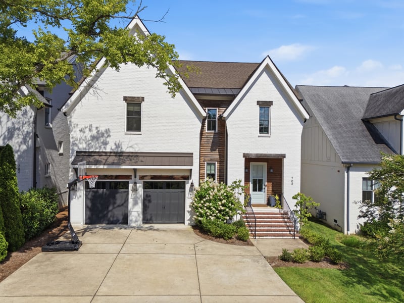 704 Estes Rd, Nashville, TN 37215