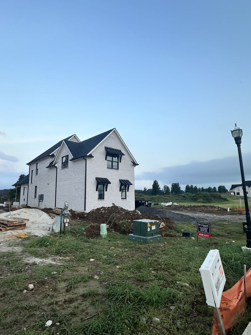 444 Bell Lake Rd, Gallatin, TN 37066