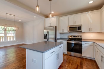 2214 14th Ave N, Nashville, TN 37208