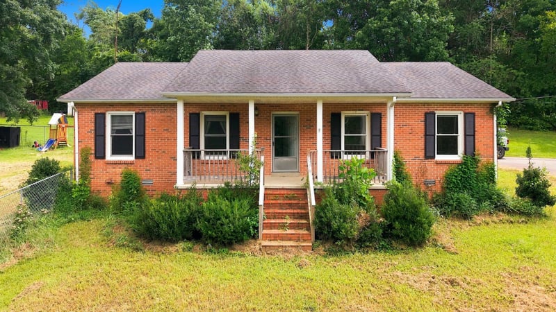 325 Clyde Wix Rd, Westmoreland, TN 37186