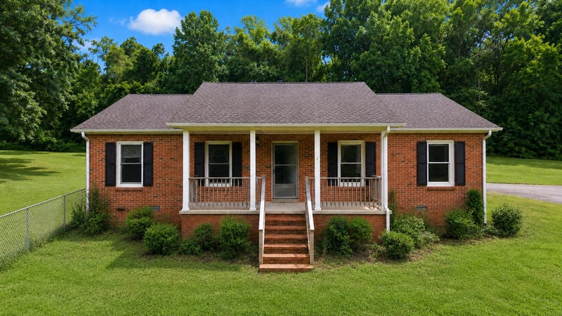 325 Clyde Wix Rd, Westmoreland, TN 37186