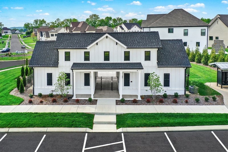 5965 Hunt Valley Dr, Spring Hill, TN 37174