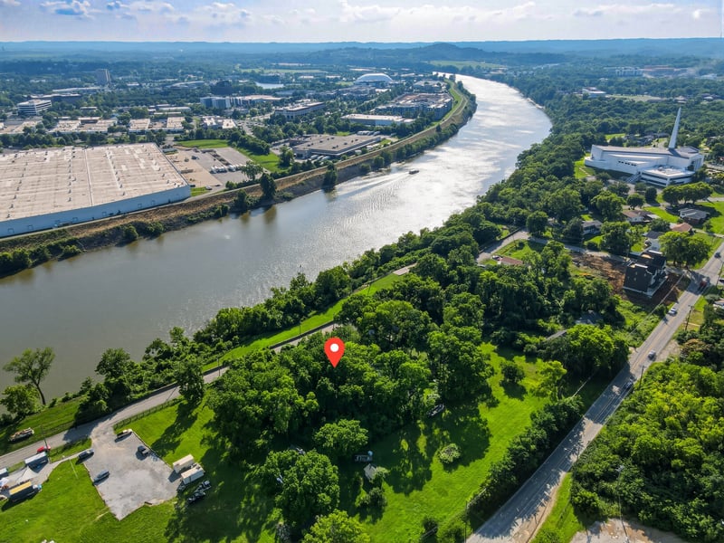 Lock Rd, Nashville, TN 37207