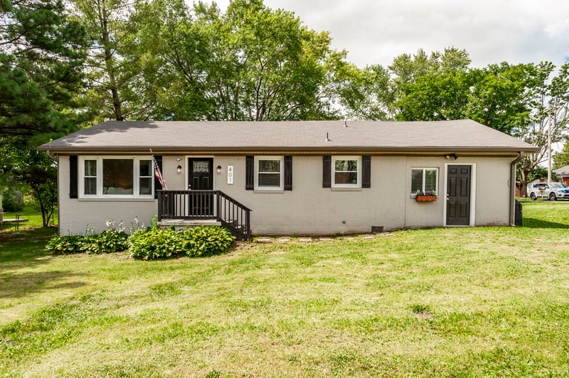 401 Weaver Ln, Springfield, TN 37172