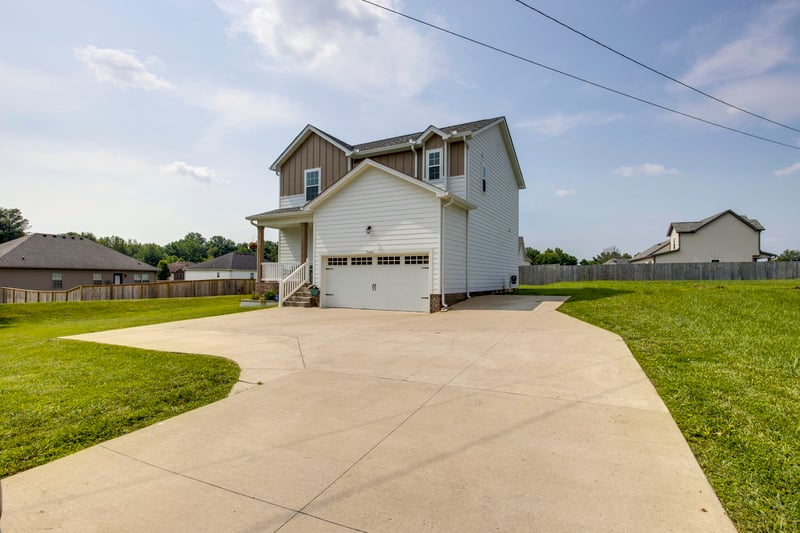 8415 Highway 25 , Cross Plains, TN 37049
