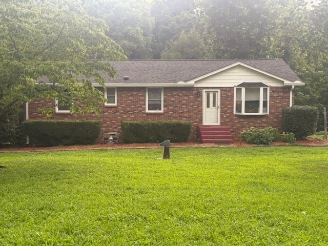 2009 Wolfe Rd, White Bluff, TN 37187