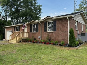 230 S Valley Rd, Hendersonville, TN 37075