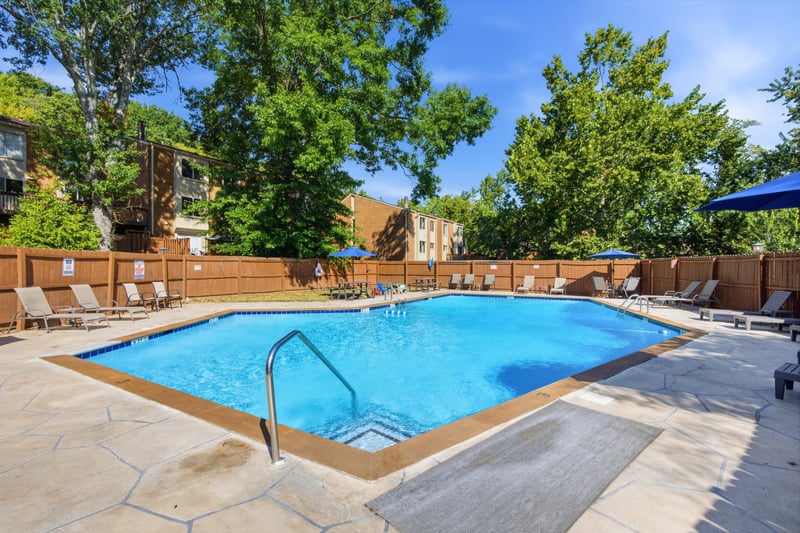 6946 Highland Park Dr, Nashville, TN 37205