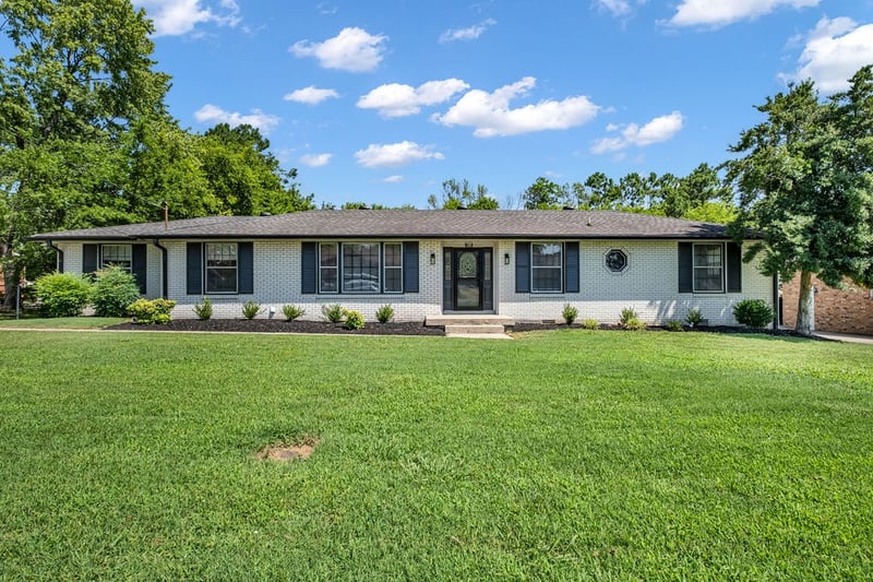 109 Homestead Dr, Hendersonville, TN 37075