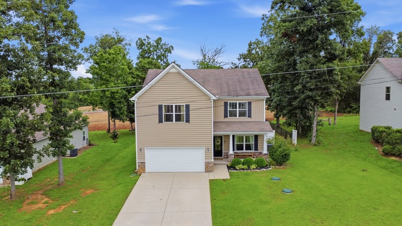 806 Silverhill Dr, Murfreesboro, TN 37129