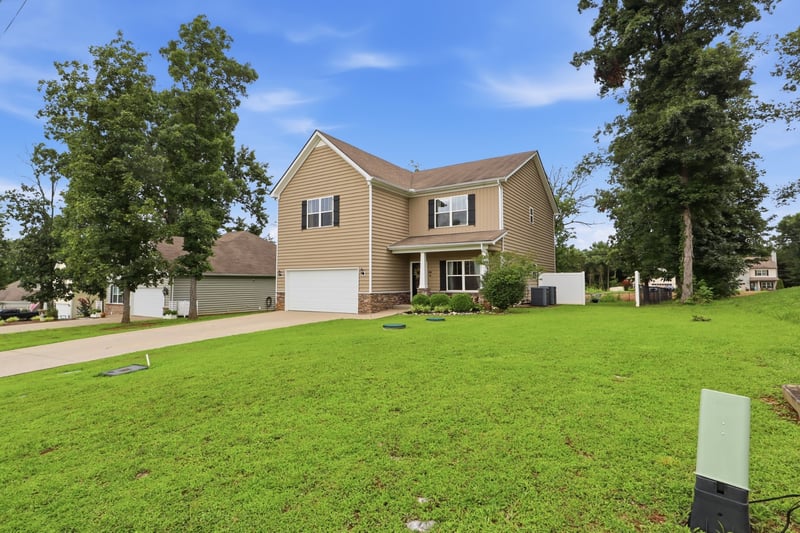 806 Silverhill Dr, Murfreesboro, TN 37129