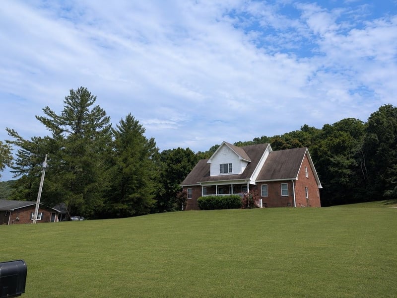 147 Hogans Creek Rd, Carthage, TN 37030
