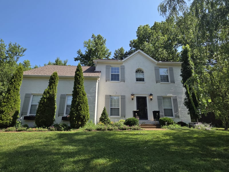 300 Colfax Dr, Old Hickory, TN 37138