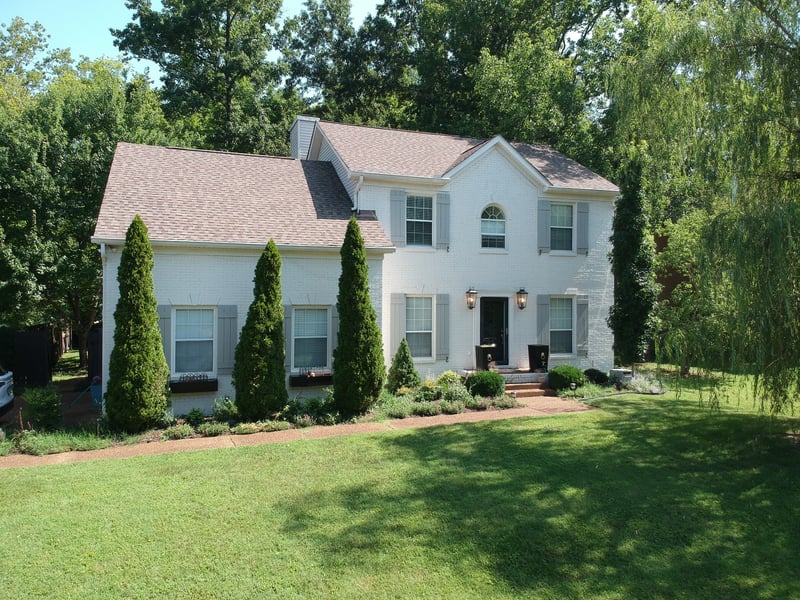 300 Colfax Dr, Old Hickory, TN 37138
