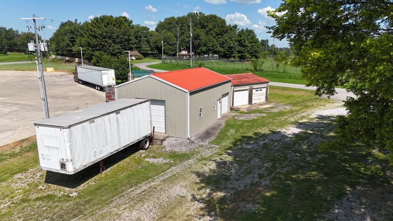 1001 Swamp Rd, Portland, TN 37148