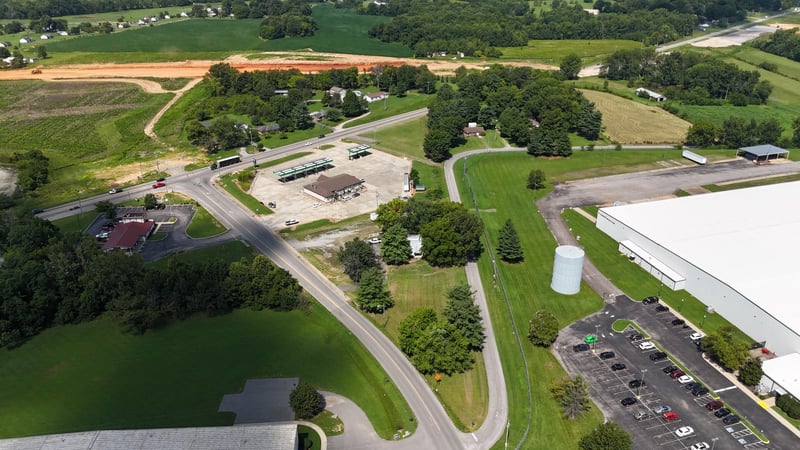 1001 Swamp Rd, Portland, TN 37148
