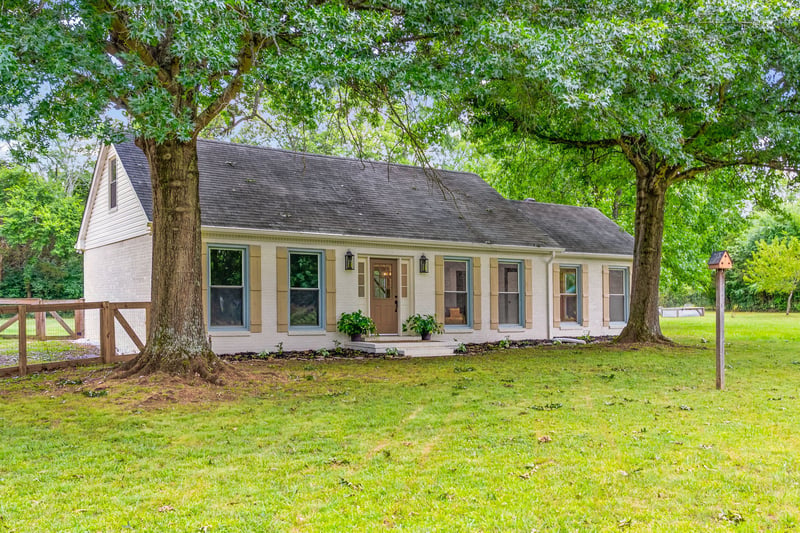 20312 Maple Hill Rd, Lebanon, TN 37087