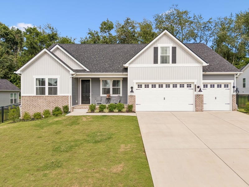 3020 Fernwood Ln, Columbia, TN 38401