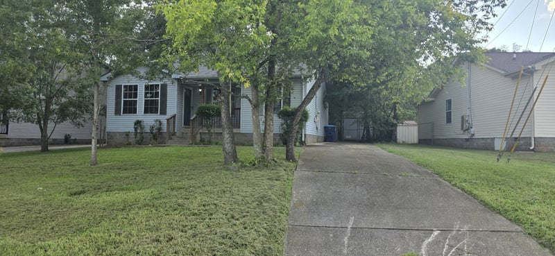 105 Natchez Ct, La Vergne, TN 37086
