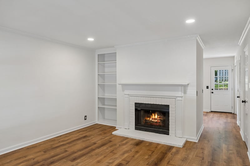 200 N Royal Oaks Blvd #E1, Franklin, TN 37067