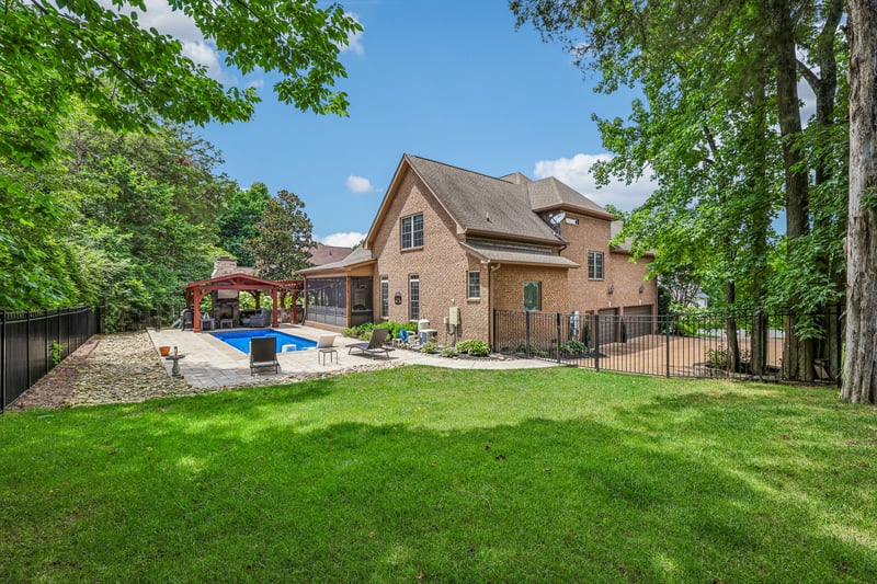1225 Old Spring Trl, Arrington, TN 37014