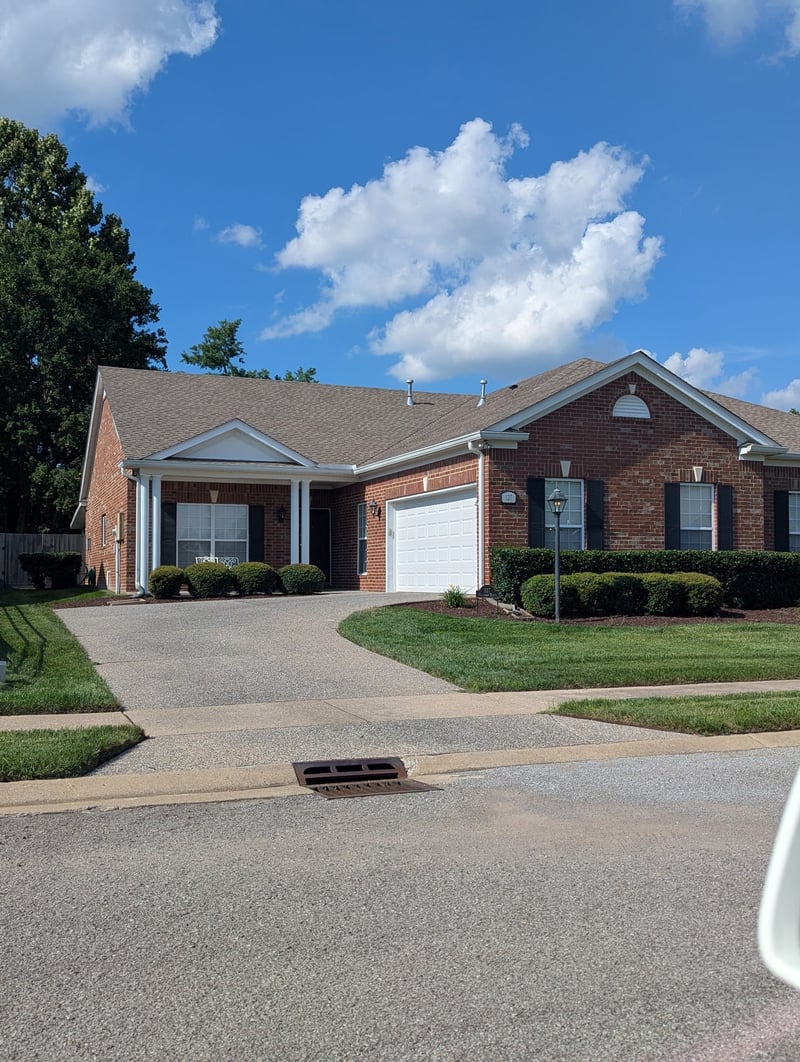 127 Haddaway Dr, Hendersonville, TN 37075