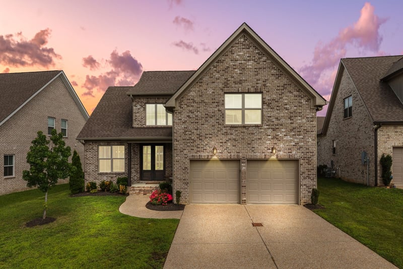 1706 Sorrell Park Dr, Spring Hill, TN 37174