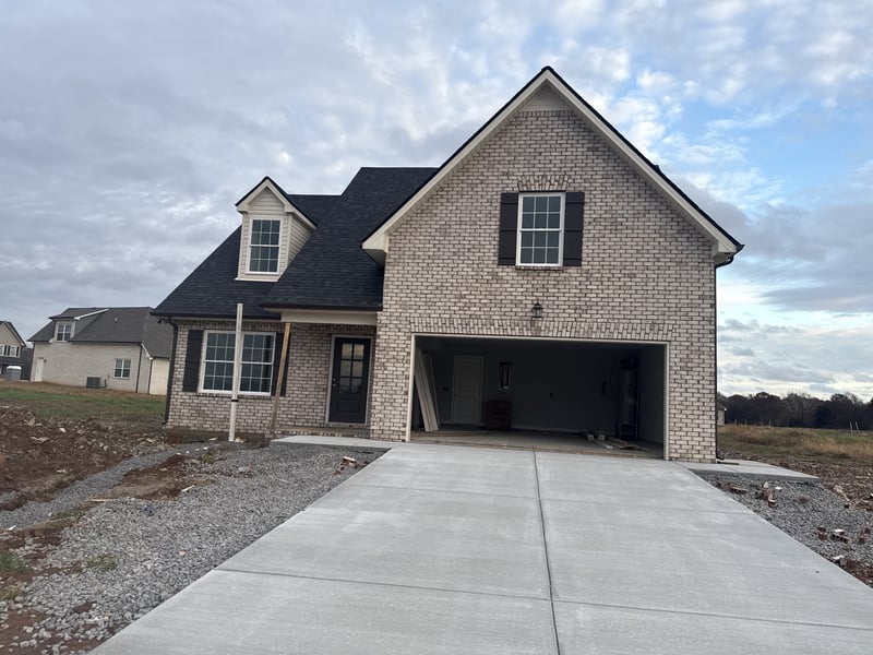 3300 Curie Cir, Christiana, TN 37037