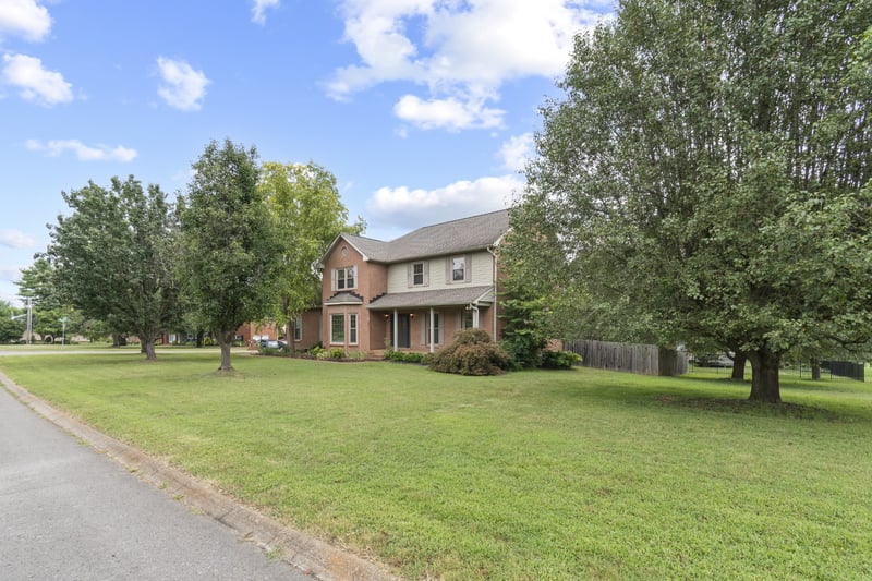 2100 Woodwind Pt, Mount Juliet, TN 37122