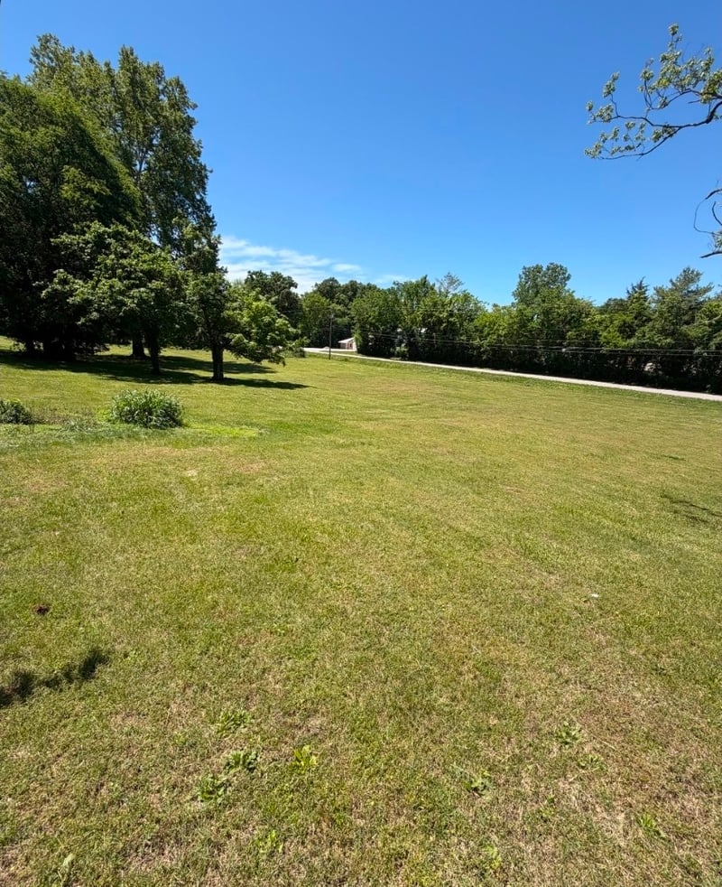 1B Theta Pike, Columbia, TN 38401