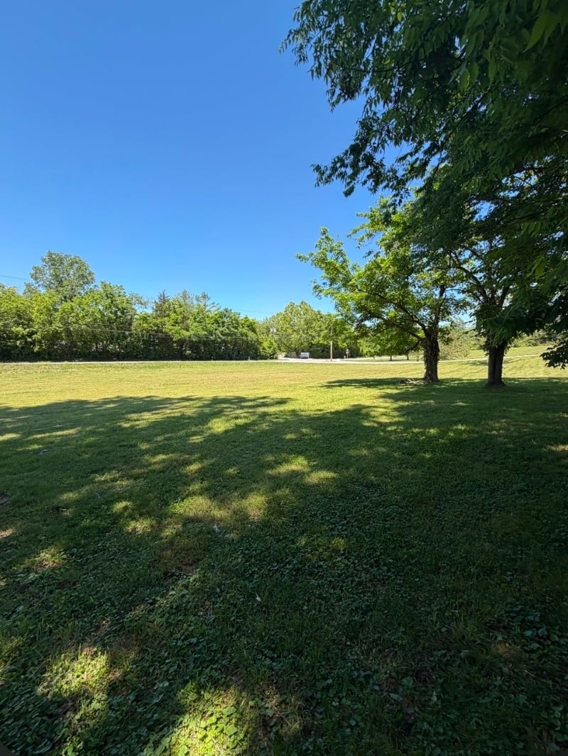 1B Theta Pike, Columbia, TN 38401