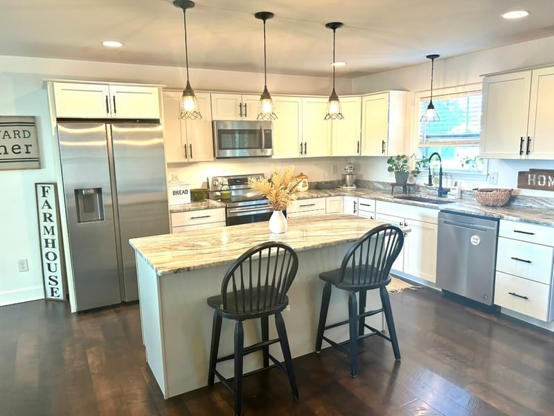 970 White Rd, Portland, TN 37148