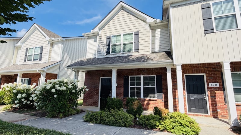 812 Staten Dr, Murfreesboro, TN 37128