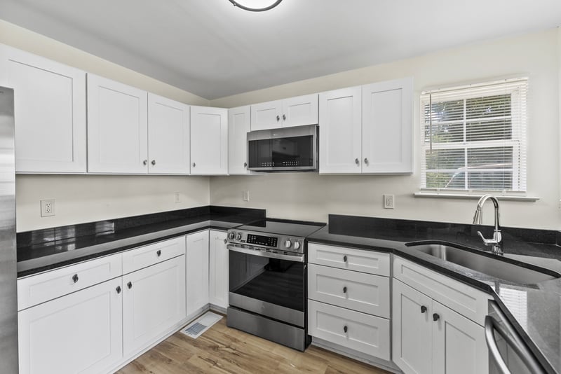 2320 S Grafton Ct, Nashville, TN 37217