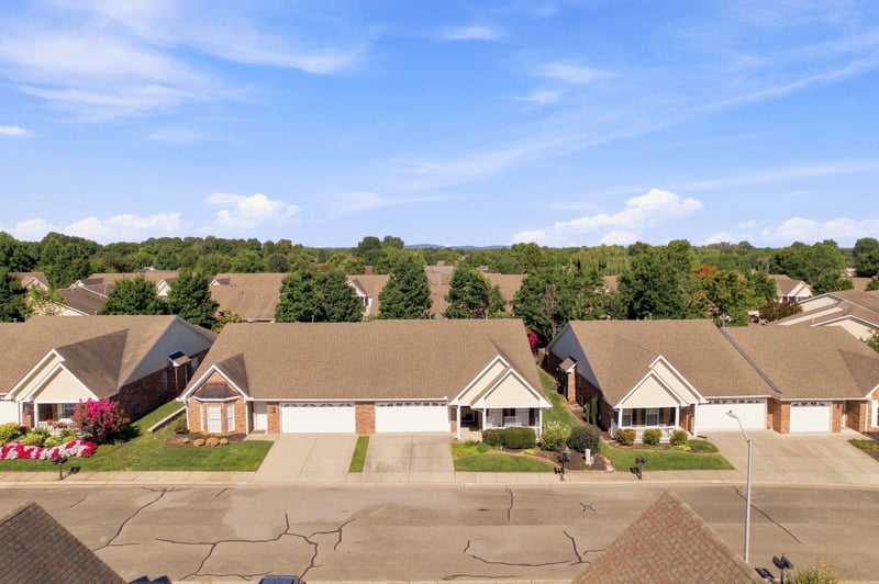 439 Village Green Cir, Murfreesboro, TN 37128
