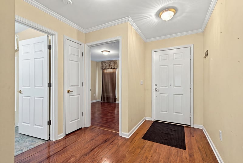 439 Village Green Cir, Murfreesboro, TN 37128