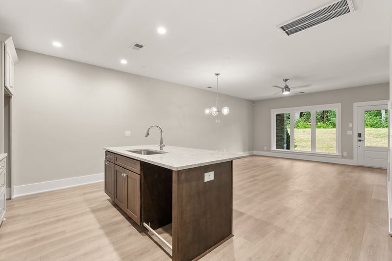 602 Summit Trl, Nashville, TN 37207