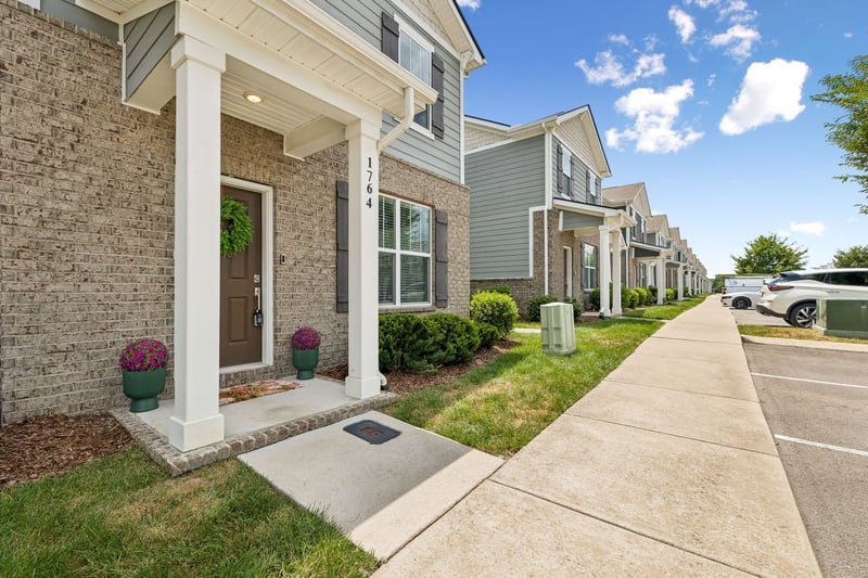 1764 Frodo Way, Murfreesboro, TN 37128