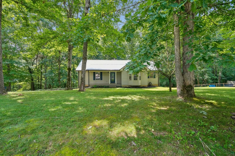 1174 Anna Rebecca Ct, Kingston Springs, TN 37082
