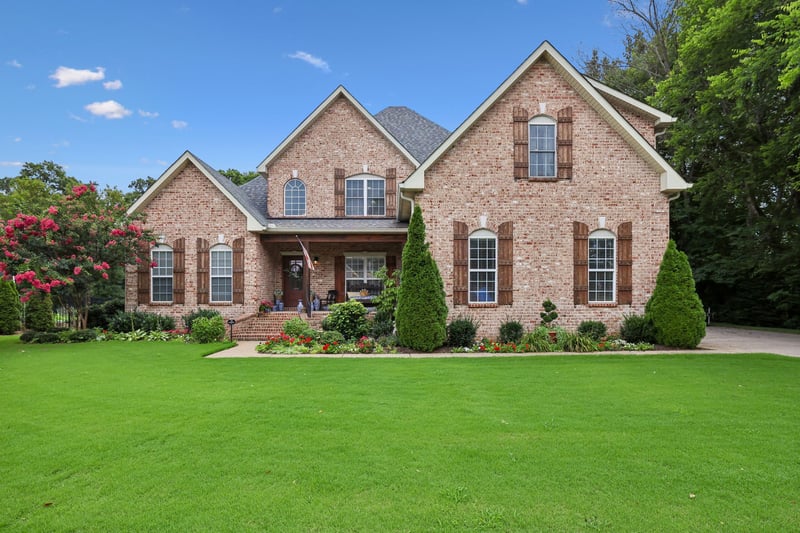 2208 Higgins Ln, Murfreesboro, TN 37130