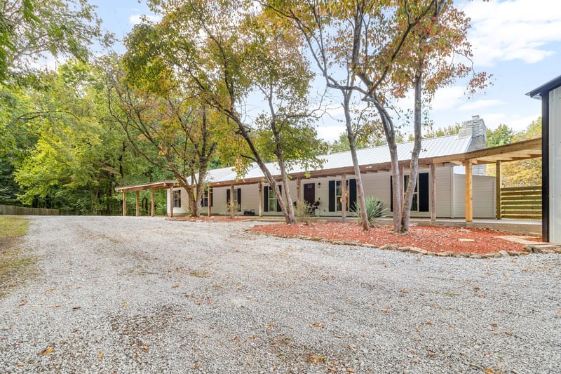 1380A Cheatham Dam Rd, Ashland City, TN 37015