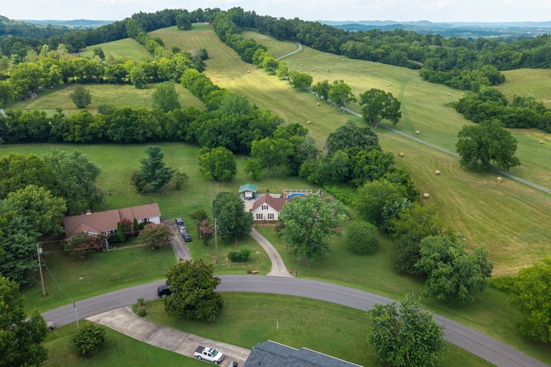 159 Grandview Dr, Gallatin, TN 37066