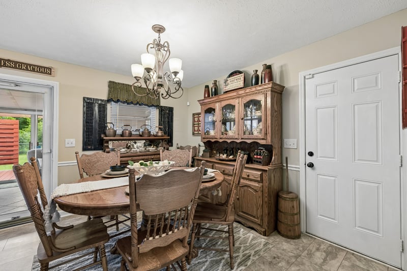 1307 Sycamore Dr, Murfreesboro, TN 37128