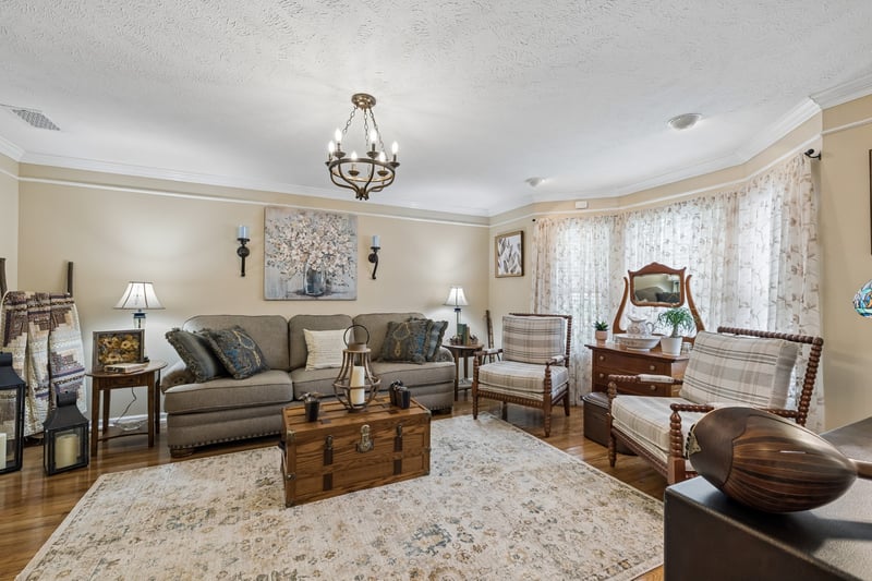 1307 Sycamore Dr, Murfreesboro, TN 37128