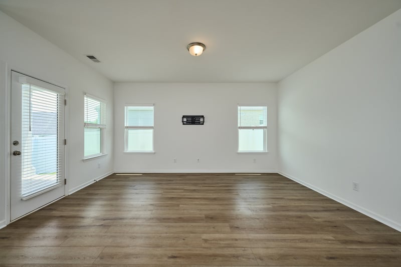 220 Summerlin Dr, Gallatin, TN 37066