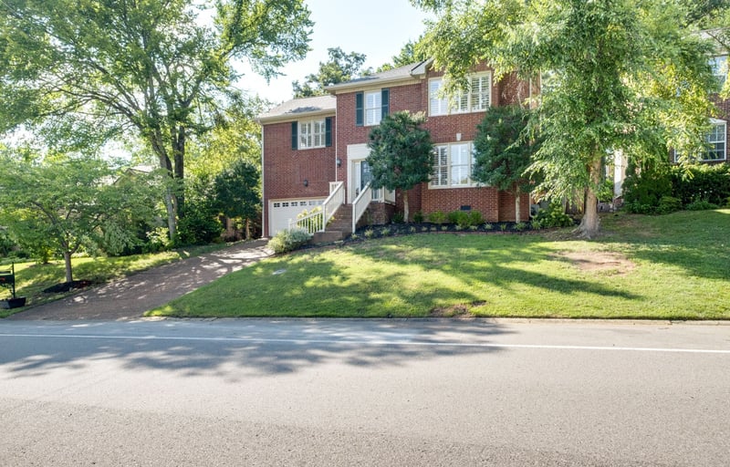 6921 Collinswood Dr, Nashville, TN 37221