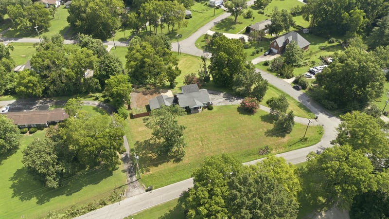729 Greymont Dr, Nashville, TN 37217
