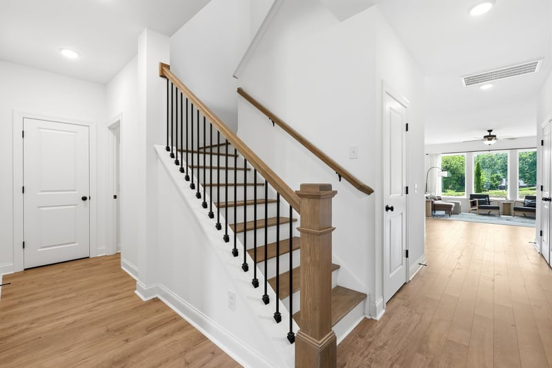 1089 Callaway Dr, Lebanon, TN 37087