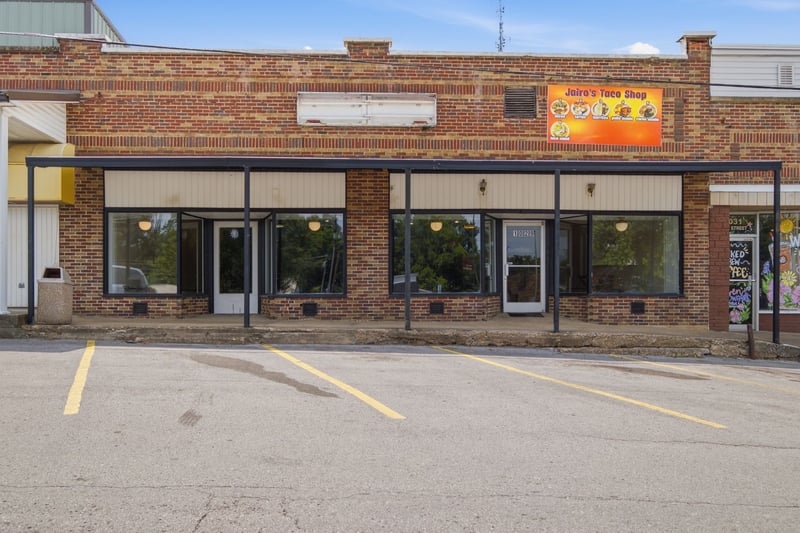 1029 Park St, Westmoreland, TN 37186
