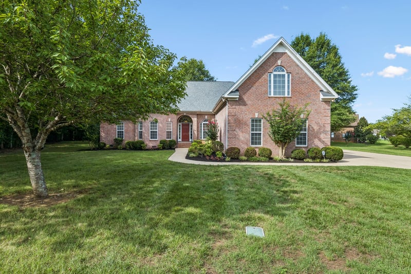 2204 Higgins Ln, Murfreesboro, TN 37130